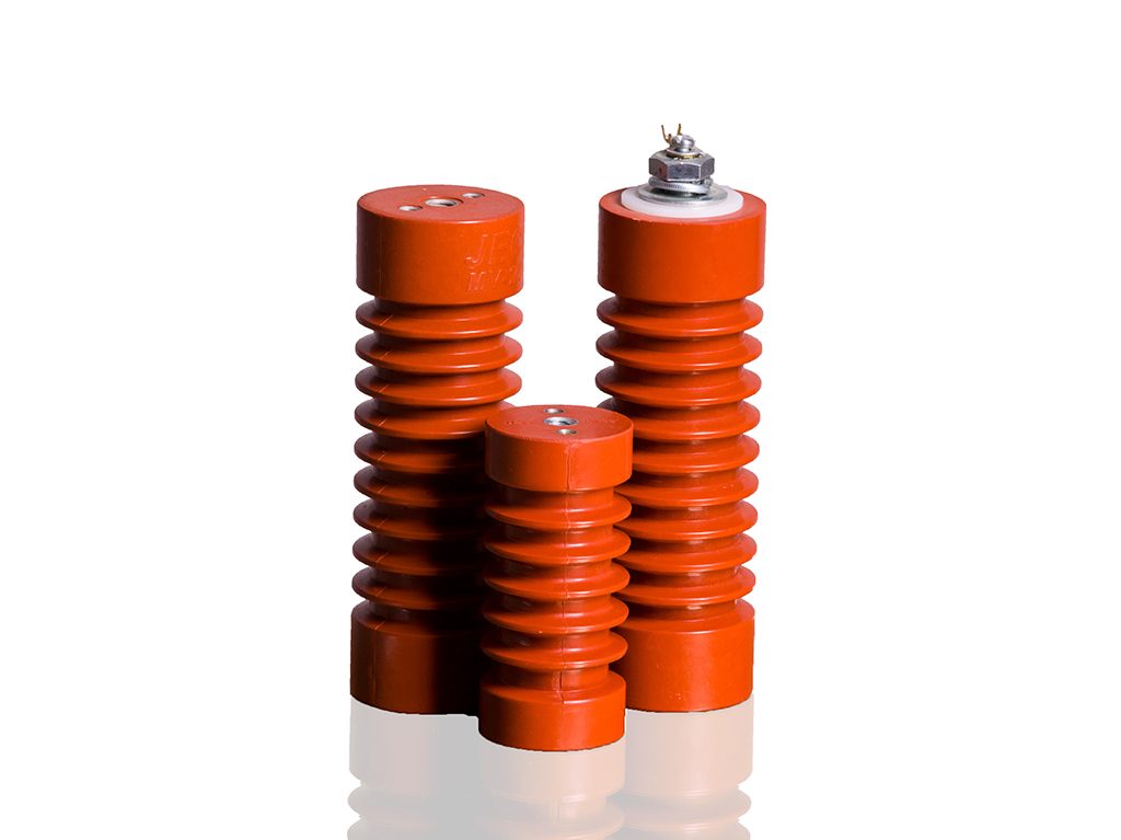 capcitanace switchgear insulator